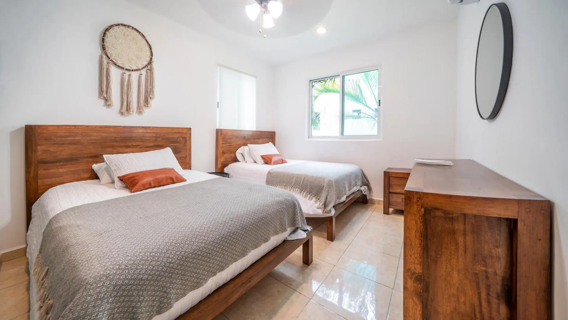 3 Bedroom Condo With Pool - Los Lirios Playacar Phase Ll - Melrose Place Playa del Carmen 0*,  Mexico